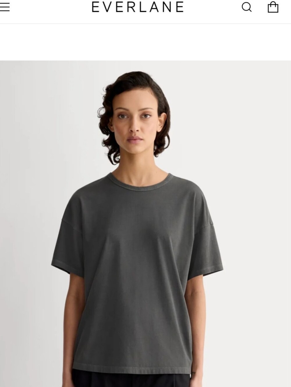 The Boyfriend Tee in Essential Cotton - Dark Gray/Black